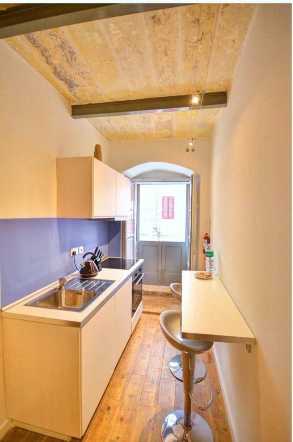 West Street Apartment Duplex Валетта Экстерьер фото